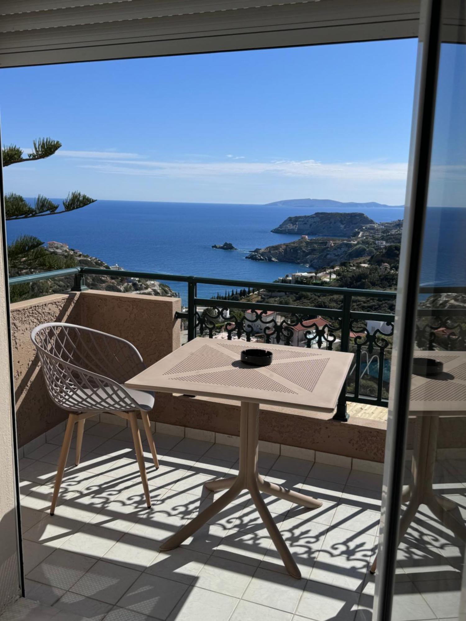 Golden View Apartment Agia Pelagia  Exterior photo